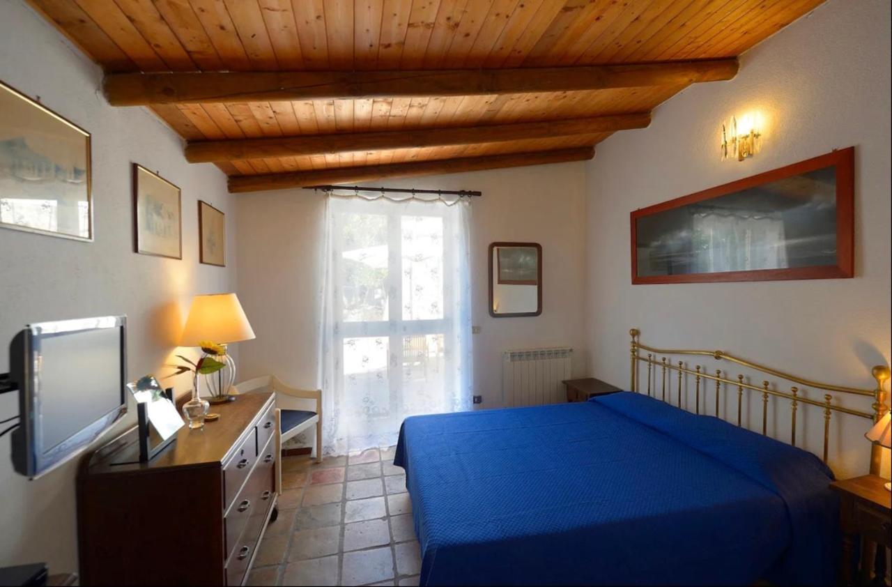 Villa Vincenzo Di Meglio Barano d'Ischia Bagian luar foto