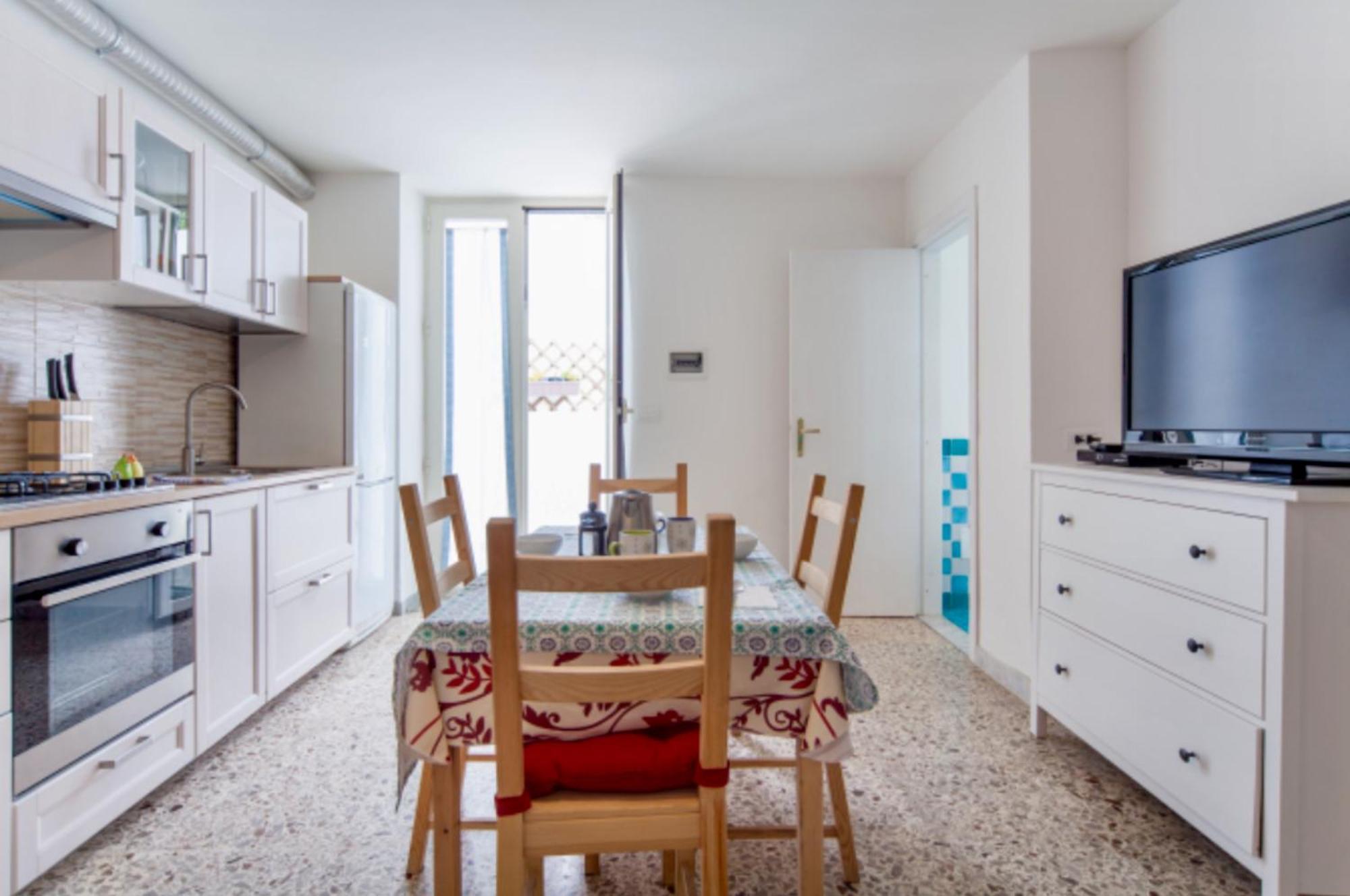 Villa Vincenzo Di Meglio Barano d'Ischia Ruang foto