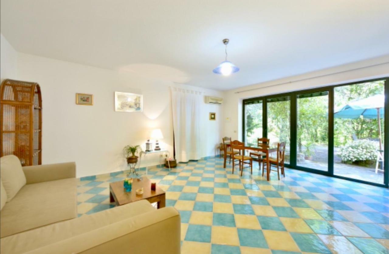 Villa Vincenzo Di Meglio Barano d'Ischia Bagian luar foto
